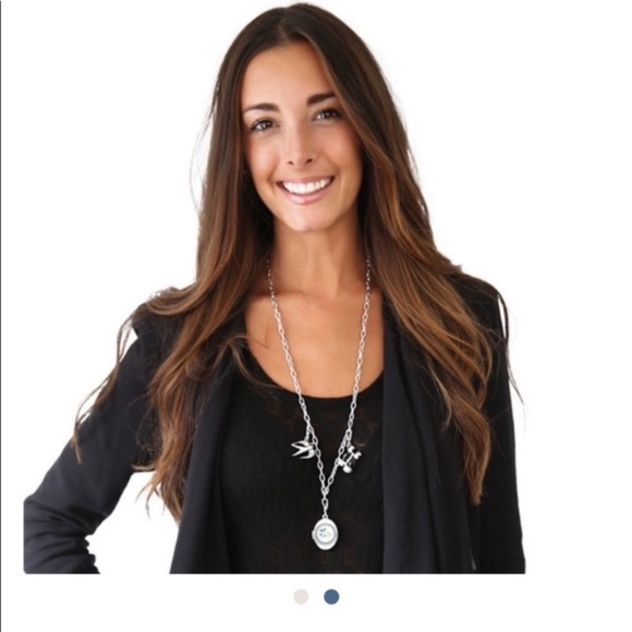 Take Flight Tresors Charm - Chloe + Isabel - Picture 4 of 5